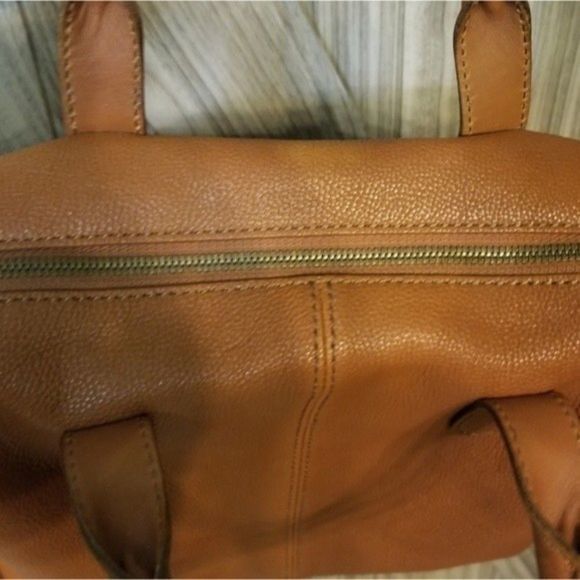 Mark & Graham Brooklyn Crossbody Top Handle Tote - Picture 15 of 16